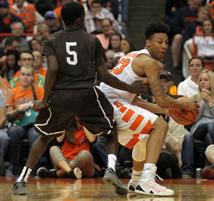 Malachi Richardson scored 14 points in his first regular-season game as Syracuse topped Lehigh by 10 in the Carrier Dome.