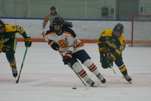 Syracuse outshot Vermont 41-32